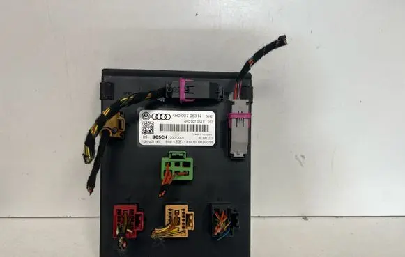 Audi A7 S7 4G Comfort/convenience module 4H0907063N 4H0907063F