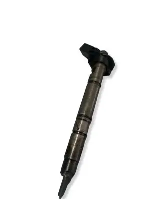 Audi A6 S6 C7 4G Fuel injector 03L130277C