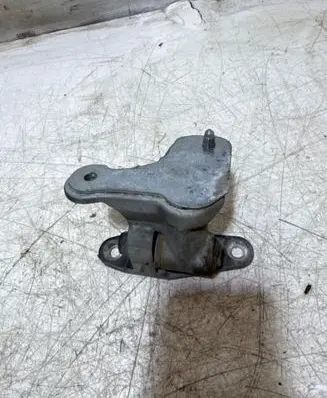 Mercedes-Benz B W245 Front door lower hinge 
