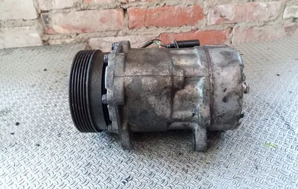 Volkswagen Sharan Air conditioning (A/C) compressor (pump) HS240315 HFC134A