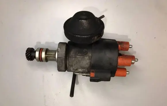 Mercedes-Benz W123 Spark distributor 0021589801