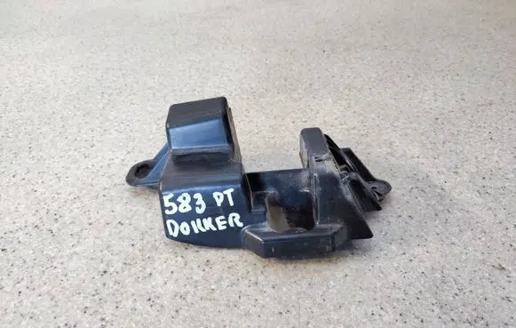 Dacia Dokker Rear bumper mounting bracket 791828549R15 791828549R