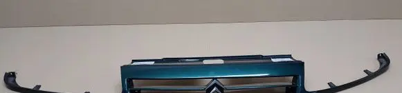 Citroen Xantia Front bumper upper radiator grill