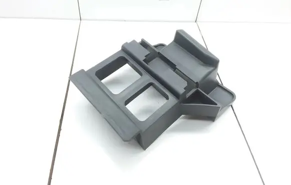 Front bumper mounting bracket