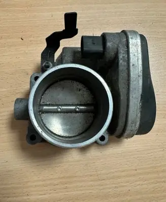 BMW 5 E60 E61 Throttle valve 7502444 408238425004 221103