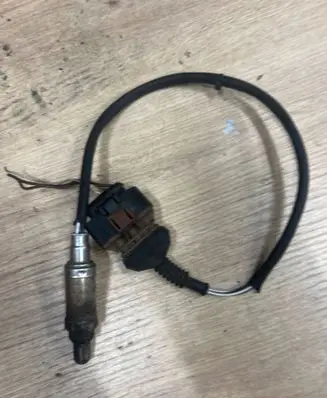 Skoda Octavia Mk1 (1U) Lambda probe sensor 0258003745
