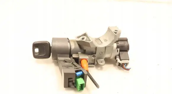Volvo XC90 Ignition lock 28162483