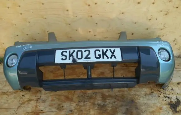 Nissan X-Trail T30 Front bumper