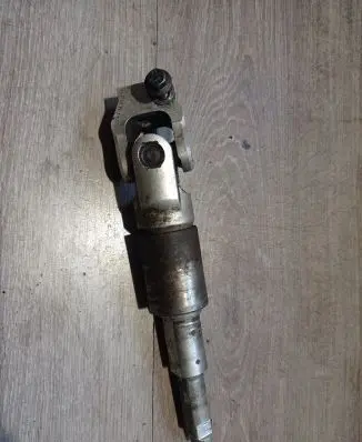 Volvo V70 Steering column universal joint 3196554