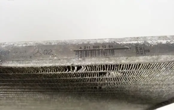 Mercedes-Benz CLS C219 A/C cooling radiator (condenser) A2115001254