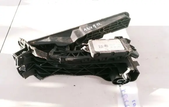 Volkswagen Golf V Accelerator throttle pedal 1K1721503L 6PV008600-00
