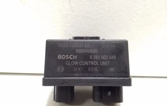 Jaguar XJ X351 Glow plug pre-heat relay 9X2Q12B533BB 9665940680 0281003048