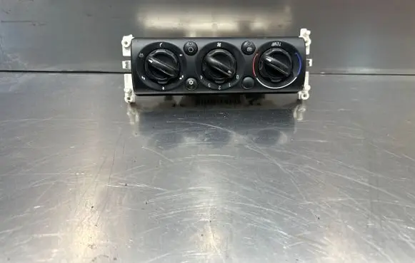 Mini One - Cooper R50 - 53 Climate control unit 64111502214 LT04023 69432203