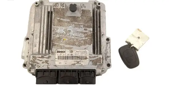 Renault Trafic II (X83) Engine control unit/module 8200666516 0281014208