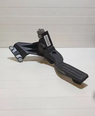 Ford Mondeo Mk III Accelerator throttle pedal 2S719F836DA 9F832BD