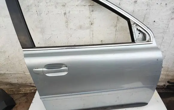 Volvo XC90 Front door