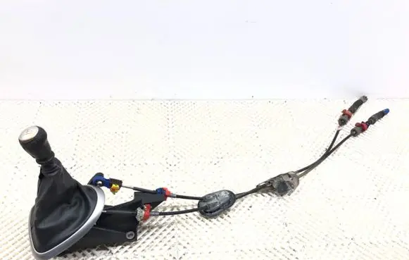 Nissan Qashqai Gear shift rod 