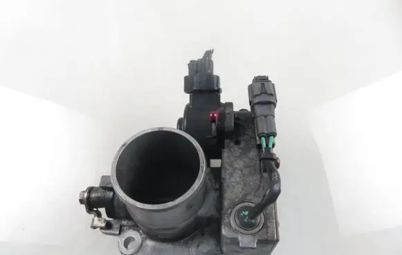 Toyota Corolla Verso E121 Throttle body valve 270203G31