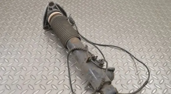 BMW X5 F15 Rear shock absorber/damper 6875087