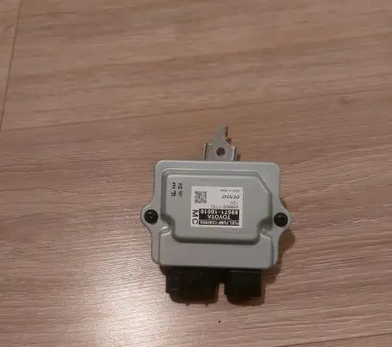 Toyota Yaris XP210 Fuel injection pump control unit/module 8957110010 4998001110