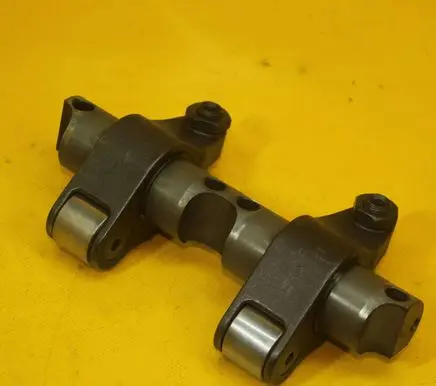 Volkswagen Golf V Camshaft 038443H