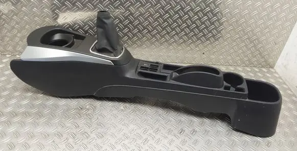 Toyota Yaris Center console 589100D050 589110D170