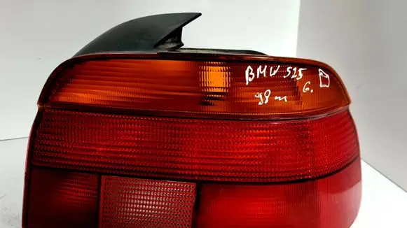 BMW 5 E39 Tailgate rear/tail lights