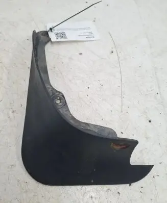 Toyota Yaris Front mudguard 