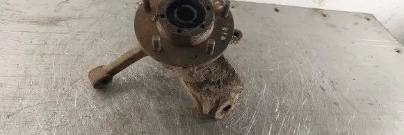 KIA Sportage Front wheel hub spindle knuckle