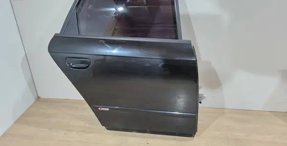 Audi A4 S4 B7 8E 8H Rear door