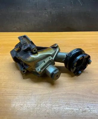 Audi V8 Oil pump 077115153D 077115109E