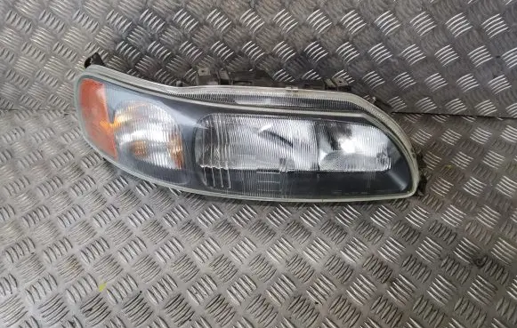 Volvo XC70 Headlight/headlamp 8620689 89004808