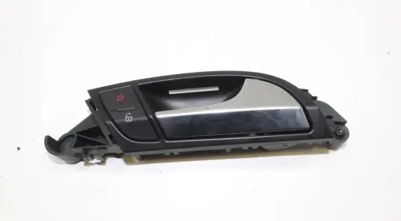 Audi Q7 4L Front door interior handle 4L0837020