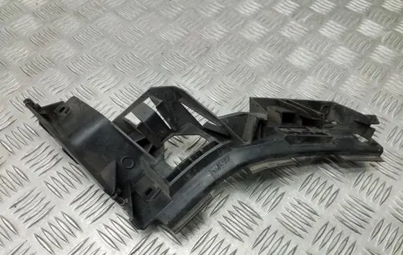 Volkswagen Golf Plus Bumper support mounting bracket corner 5M0807375