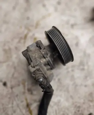 Audi Q7 4L Power steering pump 7L8422154J 7651955170