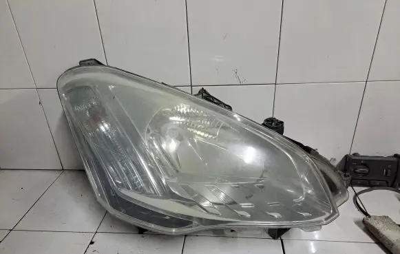 Citroen Berlingo Headlight/headlamp 90043838 98063065800 9806306580