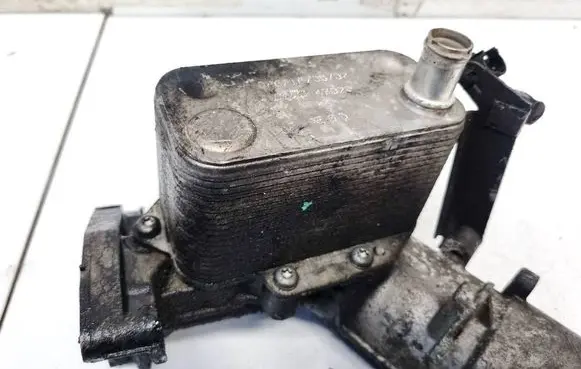 BMW 3 E90 E91 Engine oil radiator 47028