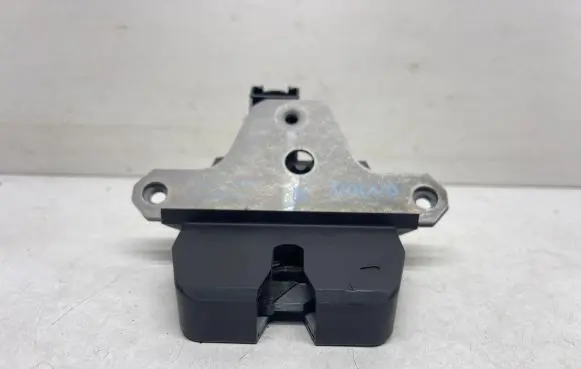 Volvo V40 Tailgate/trunk/boot lock/catch/latch 31335870 01042075001