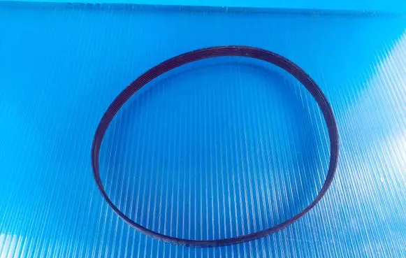 Volkswagen Crafter Alternator belt 04L145933
