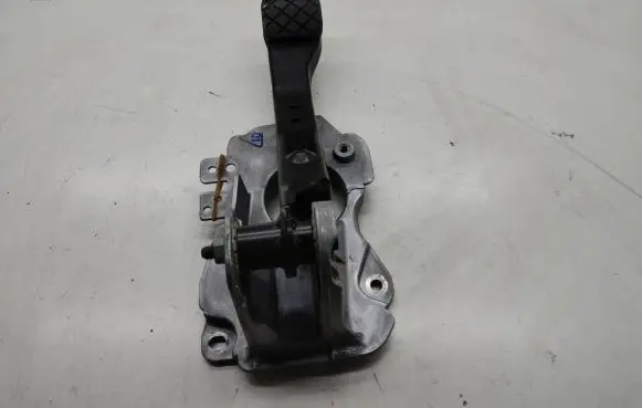 Volkswagen Tiguan Brake pedal 3C2721057G 99999 999999