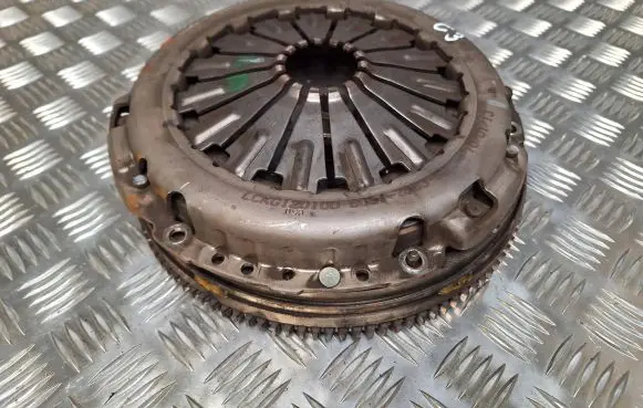 Ford Focus Clutch set kit LC03LD010B BG917563BD