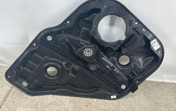 Hyundai Santa Fe Rear window lifting mechanism without motor 83470S1200 FR0754M5100 2610485
