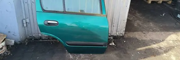 Nissan Almera Tino Rear door DV8