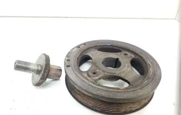 Toyota Avensis T250 Crankshaft pulley 134080R011 2218