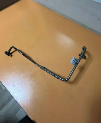 Land Rover Discovery Sport Oil fill pipe G4D36K679DC