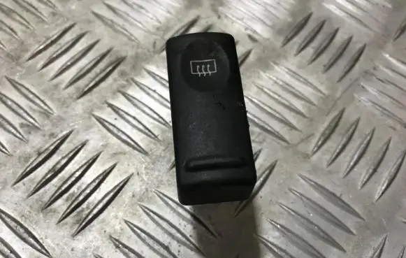 Renault 19 Windscreen/window heater switch