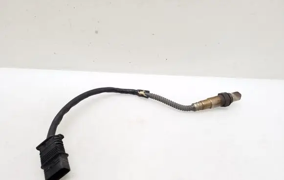 BMW 5 F10 F11 Lambda probe sensor 7589121 0258027029