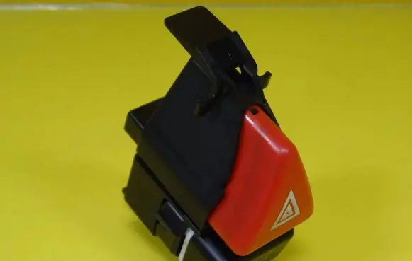 Mercedes-Benz A W168 Hazard light switch A1688201210 33019001