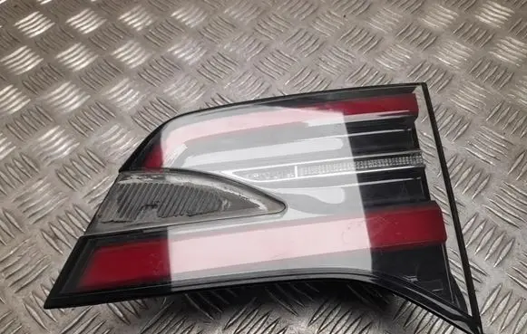Tesla Model X Rear/tail lights 103433900A