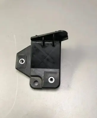 Tesla Model S Front bumper mounting bracket 106133100B